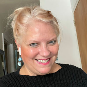 Meet your Posher, Linda